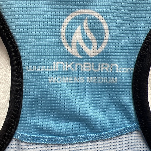 INKnBURN Runners Singlet - Picture 2 of 10